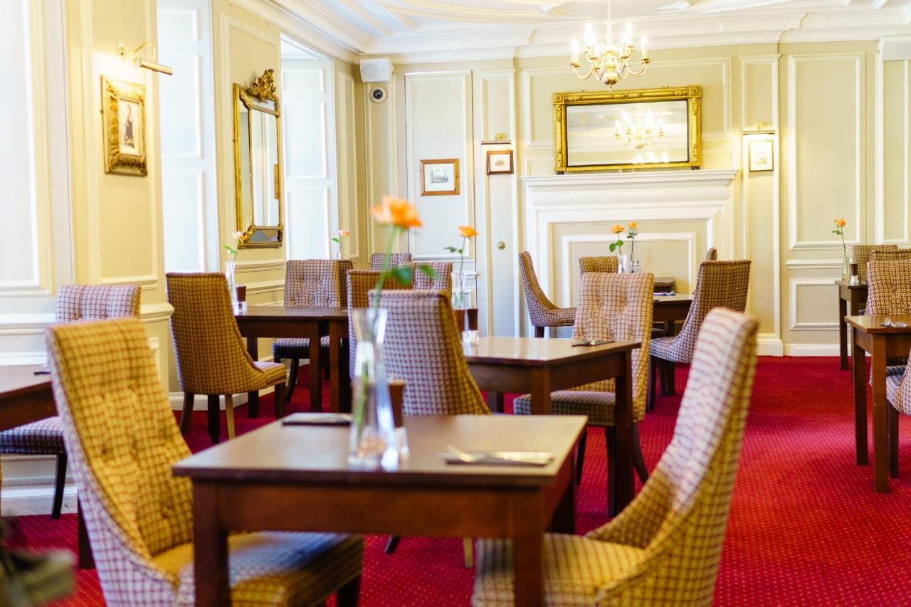 Bedford Hotel تافيستوك المظهر الخارجي الصورة